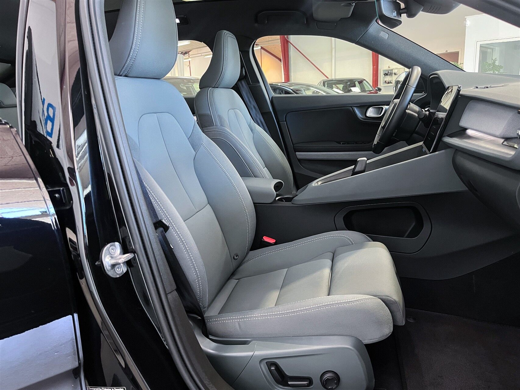 Billede af Polestar 2 EL Long range Single motor Plus 231HK 5d Aut.