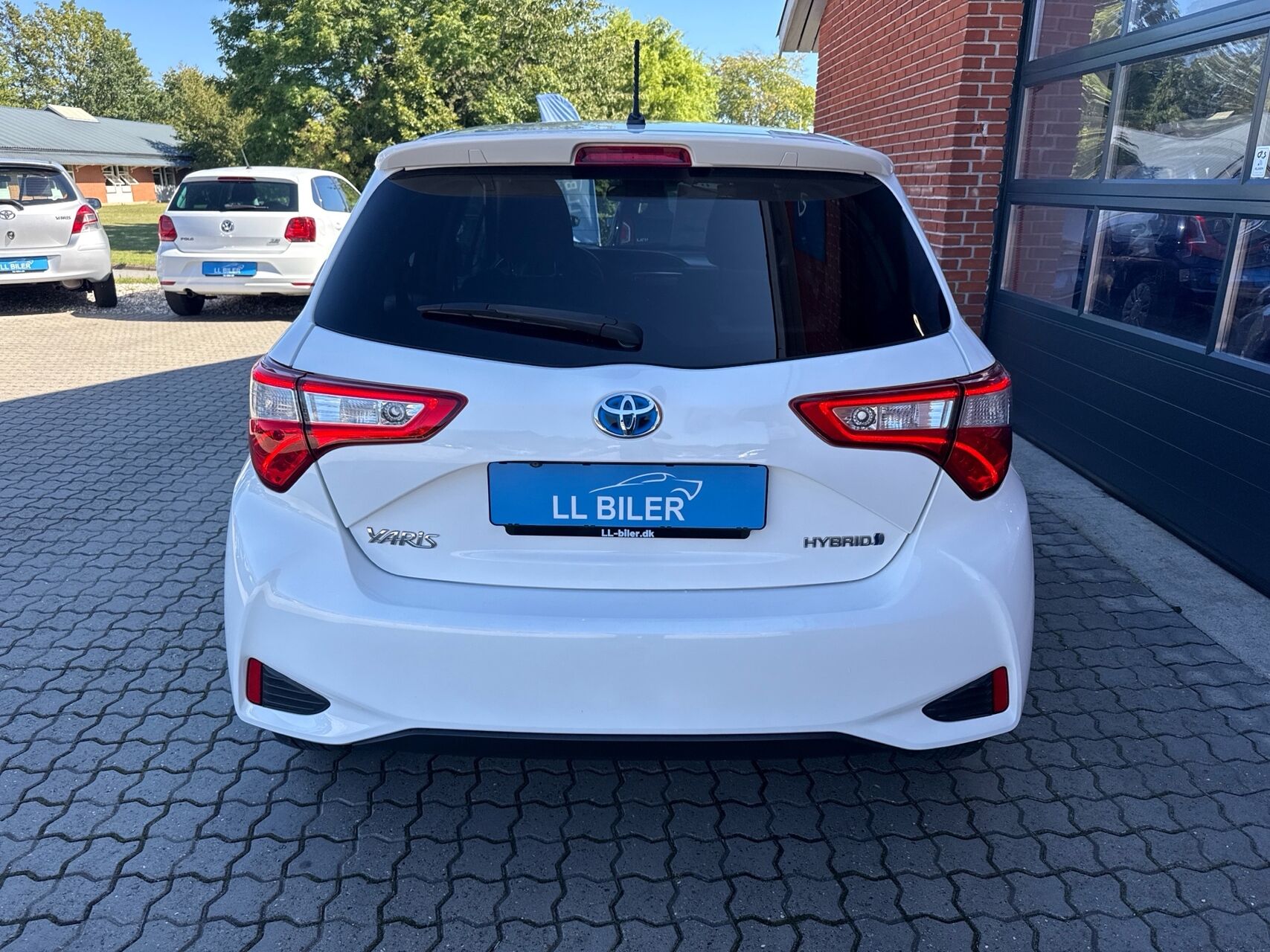 Billede af Toyota Yaris 1,5 Hybrid H2 Exclusive E-CVT 100HK 5d Trinl. Gear