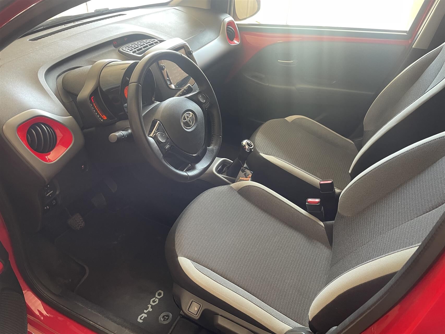 Billede af Toyota Aygo 1,0 VVT-I X-Press 72HK 5d