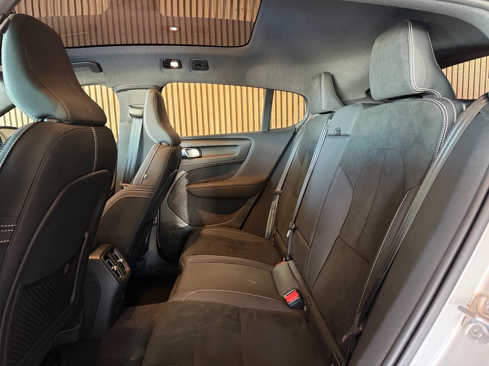 Billede af Volvo C40 P8 Recharge Twin Ultimate AWD 408HK 4d Aut.