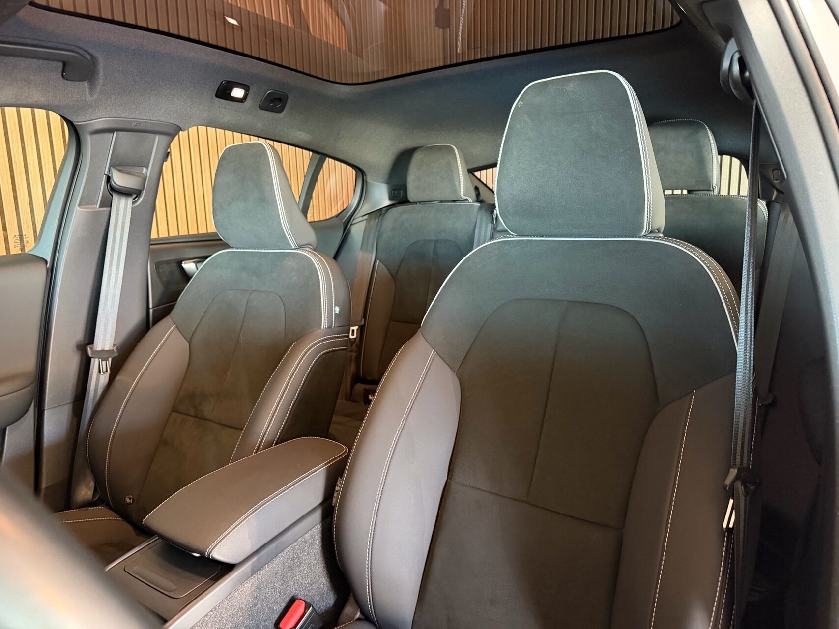 Billede af Volvo C40 P8 Recharge Twin Ultimate AWD 408HK 4d Aut.