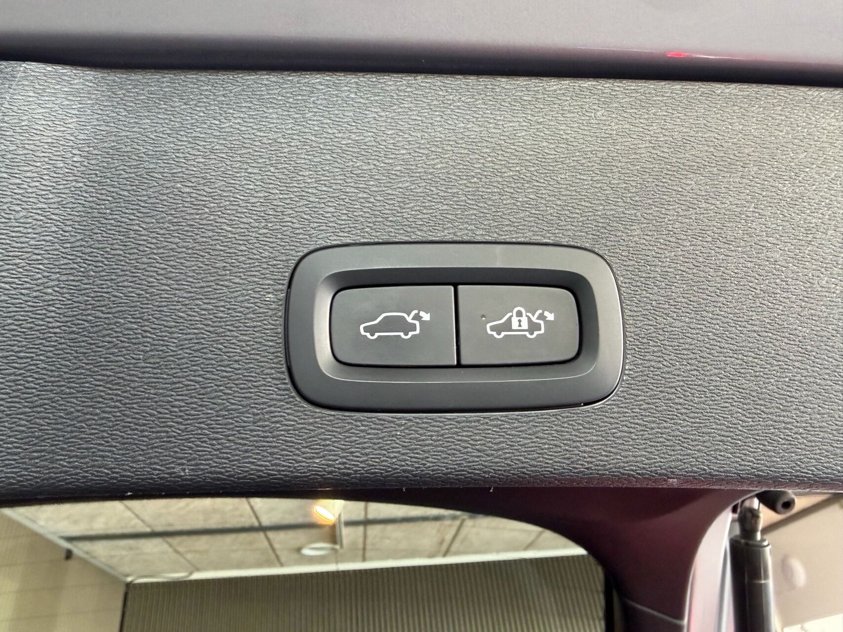 Billede af Volvo C40 P8 Recharge Twin Ultimate AWD 408HK 4d Aut.