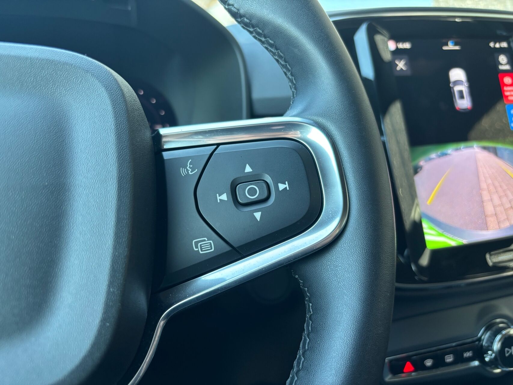 Billede af Volvo XC40 P6 Recharge Core 231HK 5d Aut.