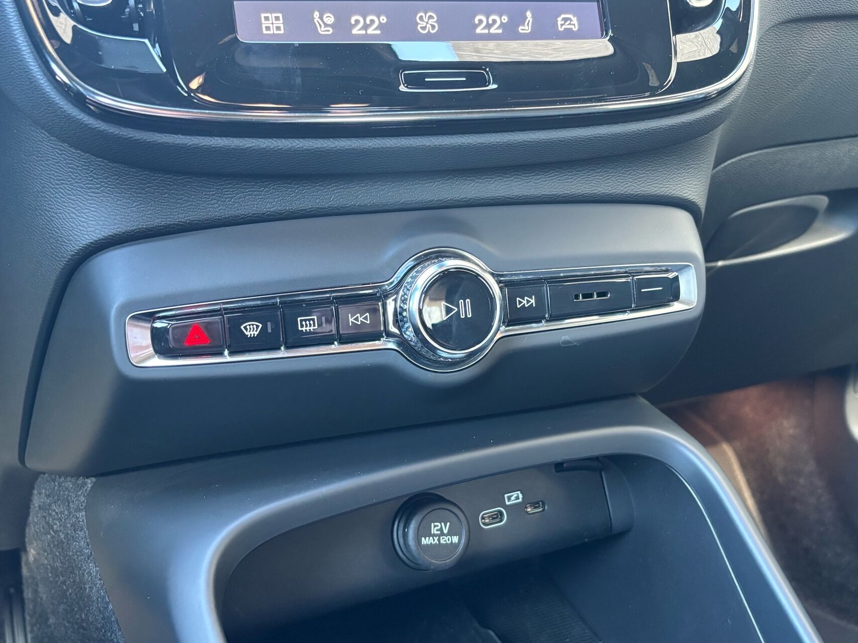 Billede af Volvo XC40 P6 Recharge Core 231HK 5d Aut.