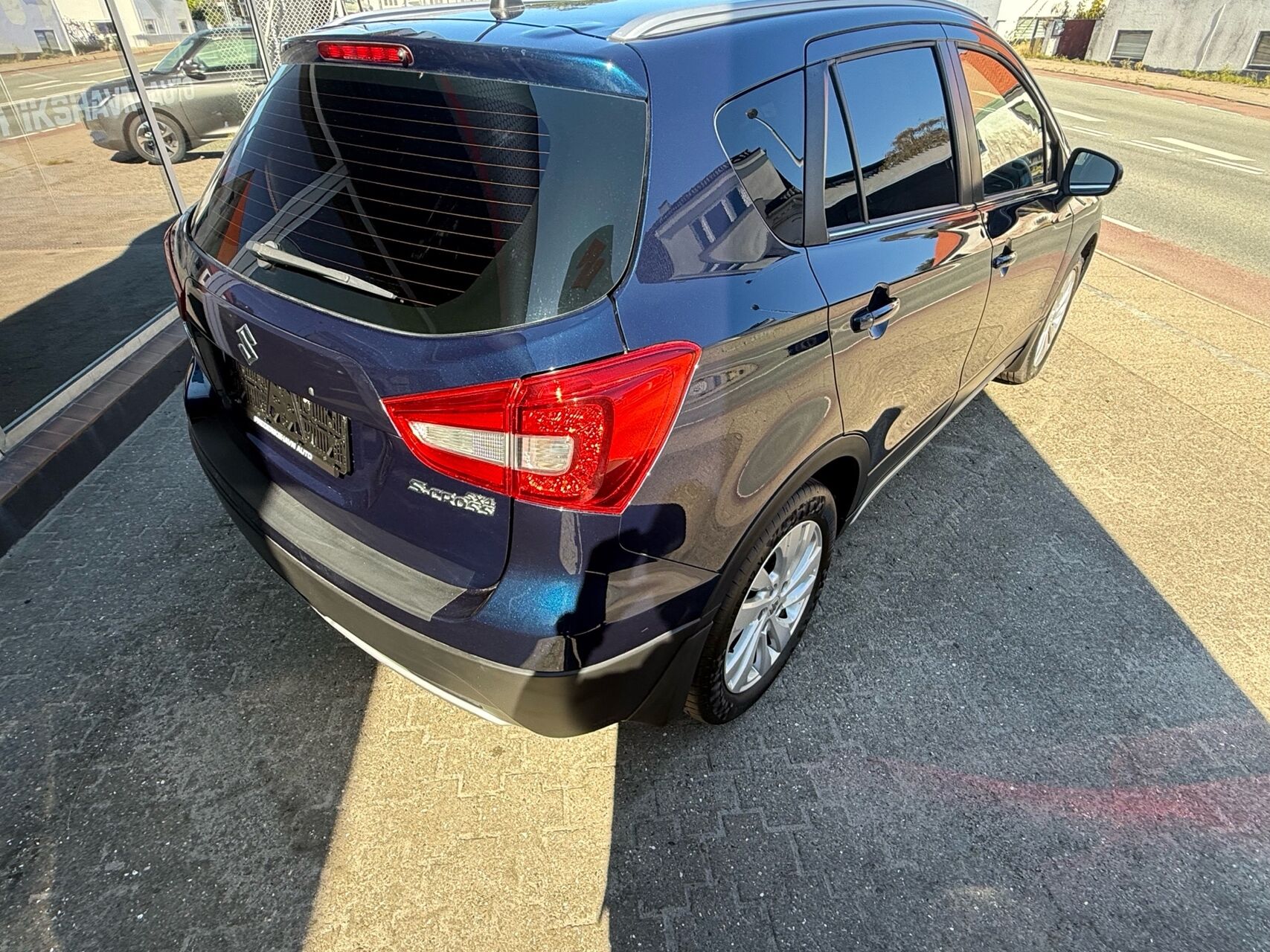 Billede af Suzuki S-Cross 1,0 Boosterjet Active 112HK 5d