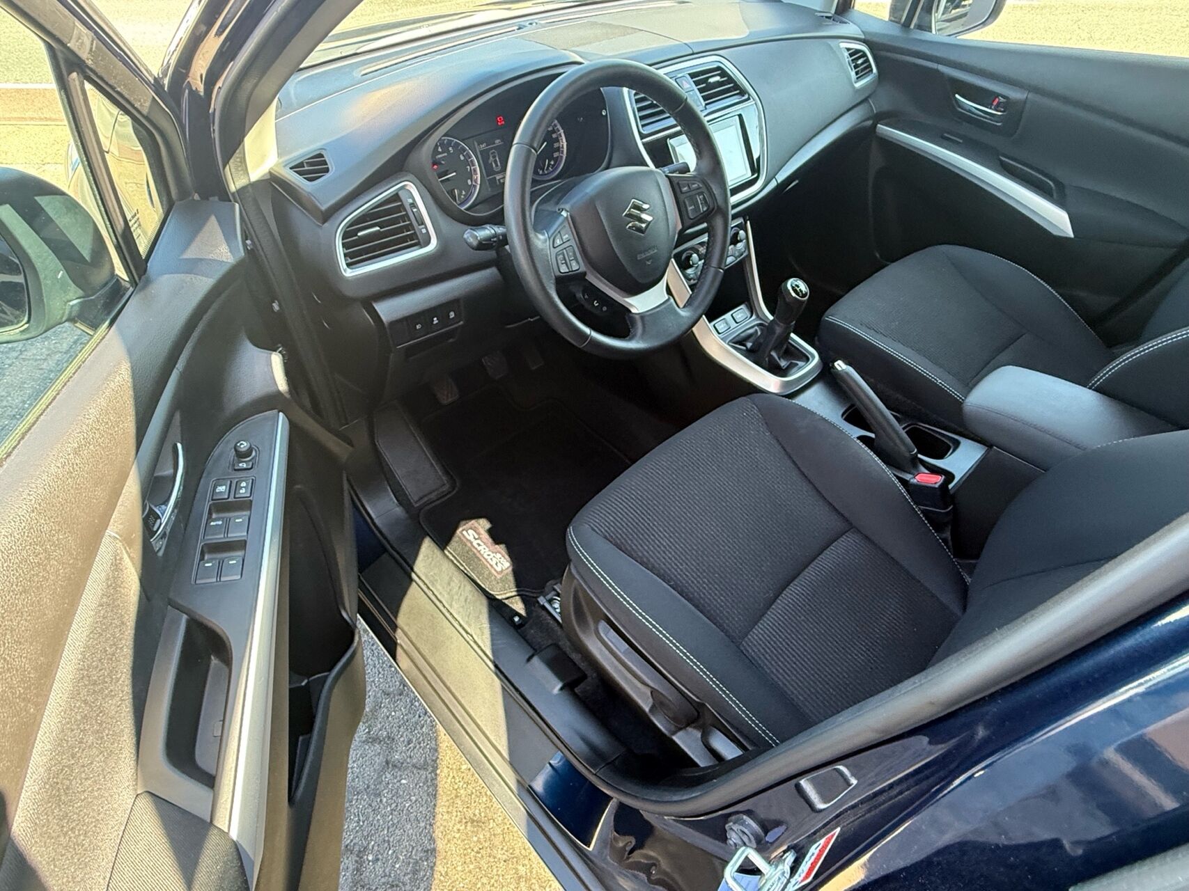 Billede af Suzuki S-Cross 1,0 Boosterjet Active 112HK 5d
