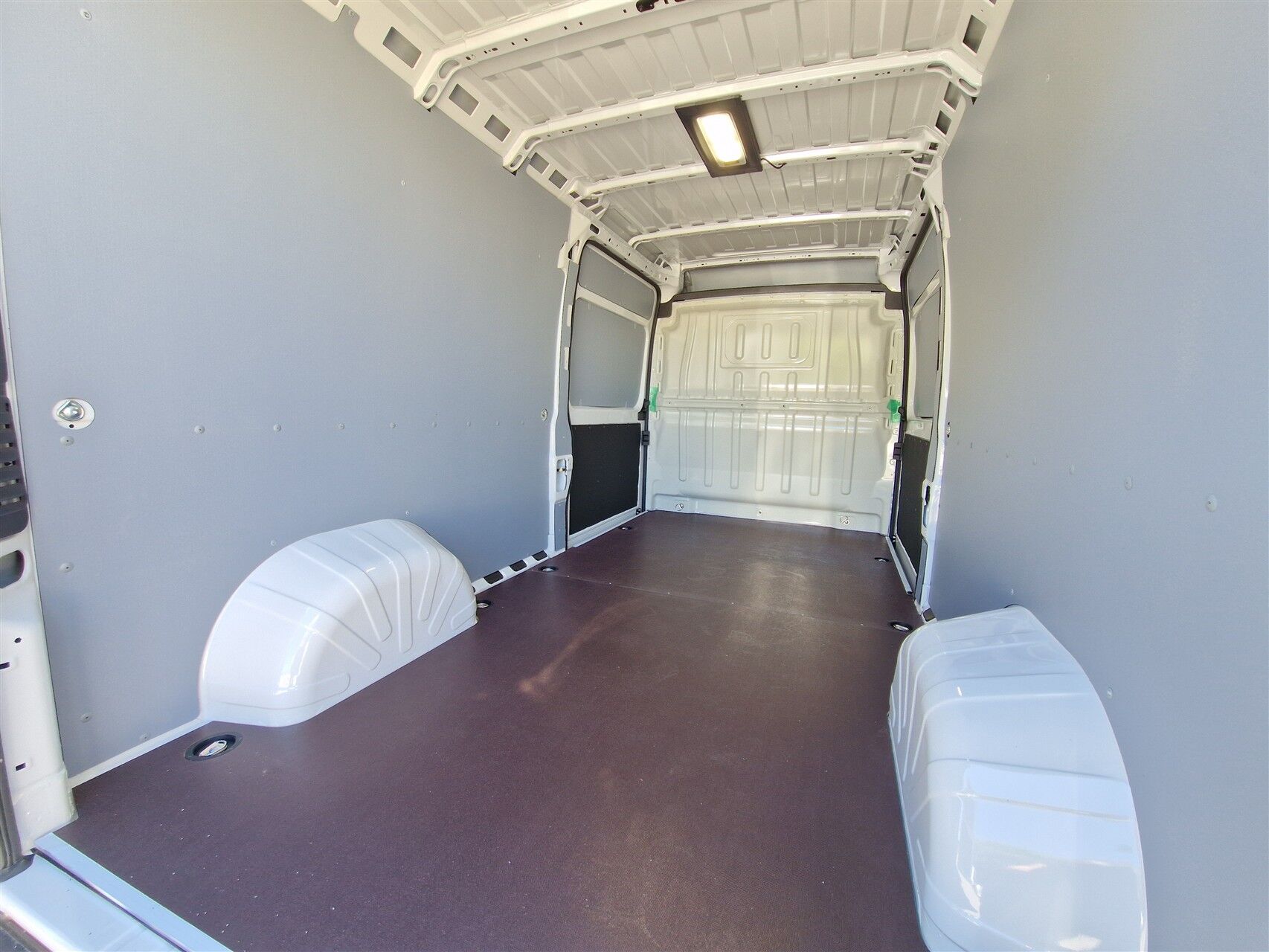 Billede af Toyota Proace Max Long 2,2 D Comfort Master To skydedør m. højt tag Heavy 180HK Van 8g Aut.