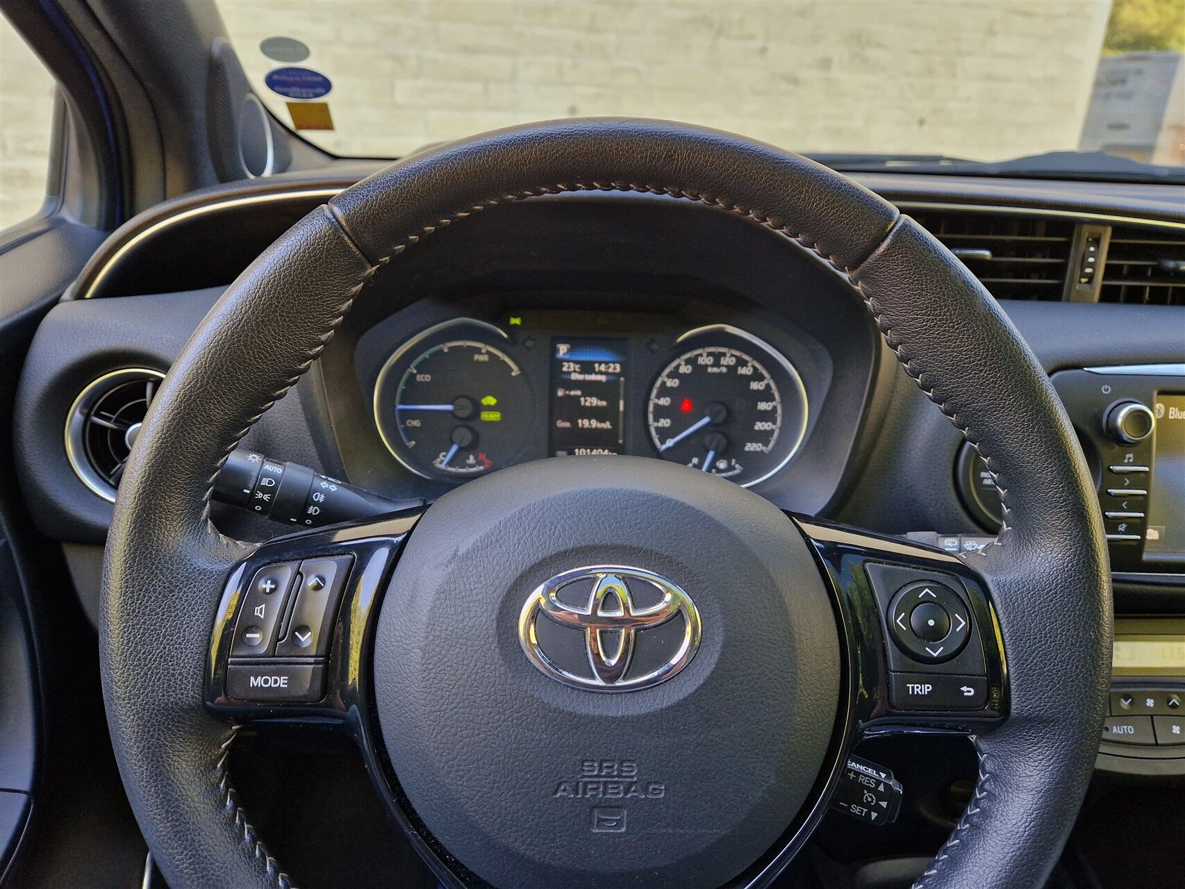Billede af Toyota Yaris 1,5 Hybrid H4 E-CVT 100HK 5d Trinl. Gear