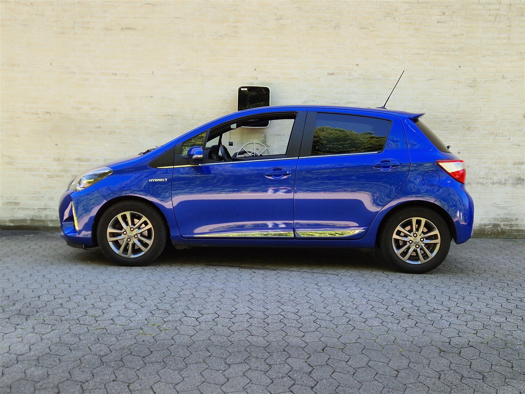 Billede af Toyota Yaris 1,5 Hybrid H4 E-CVT 100HK 5d Trinl. Gear