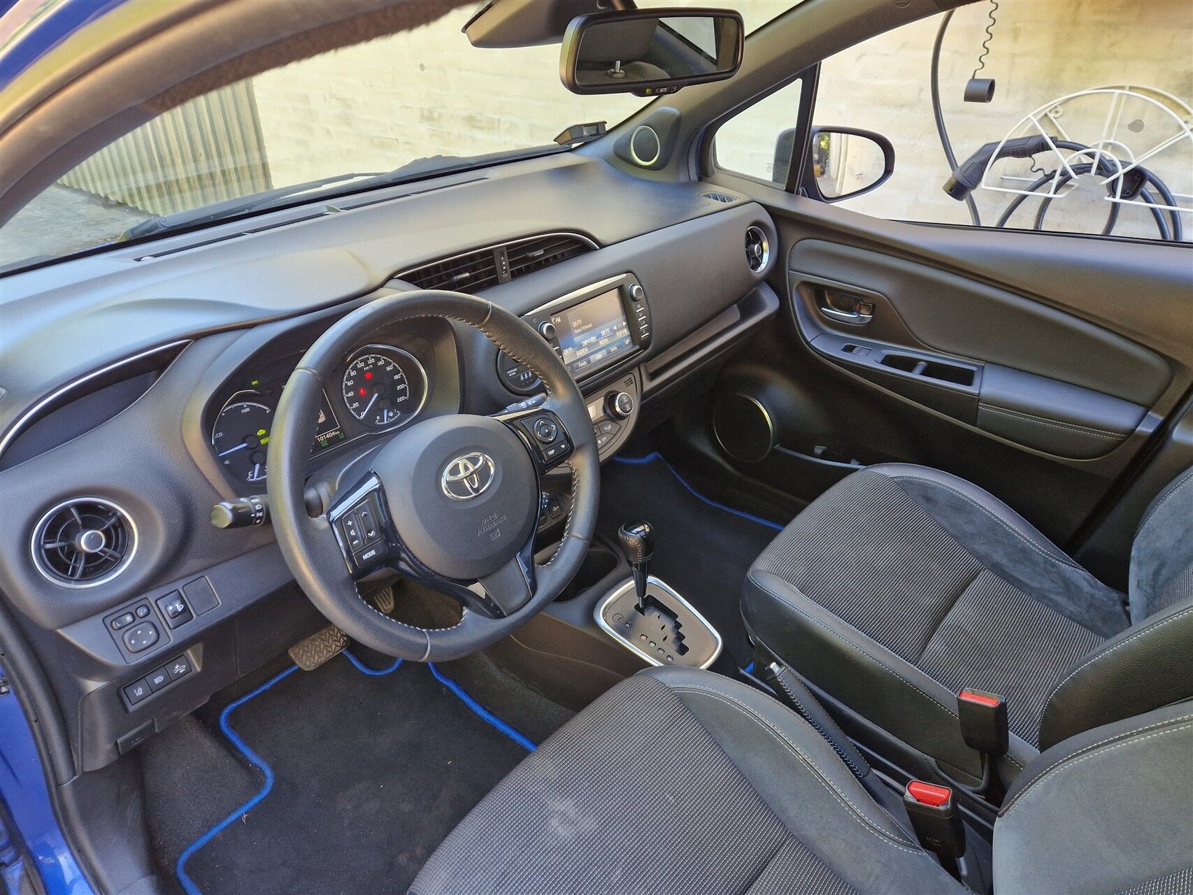 Billede af Toyota Yaris 1,5 Hybrid H4 E-CVT 100HK 5d Trinl. Gear