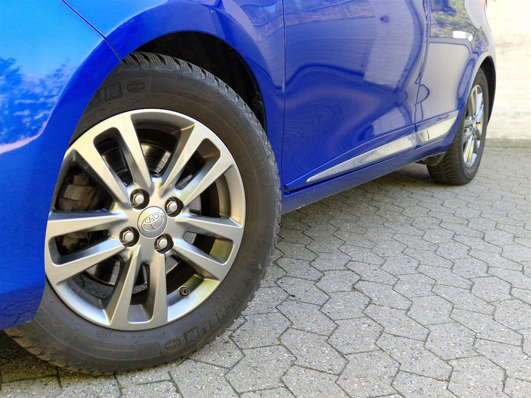 Billede af Toyota Yaris 1,5 Hybrid H4 E-CVT 100HK 5d Trinl. Gear