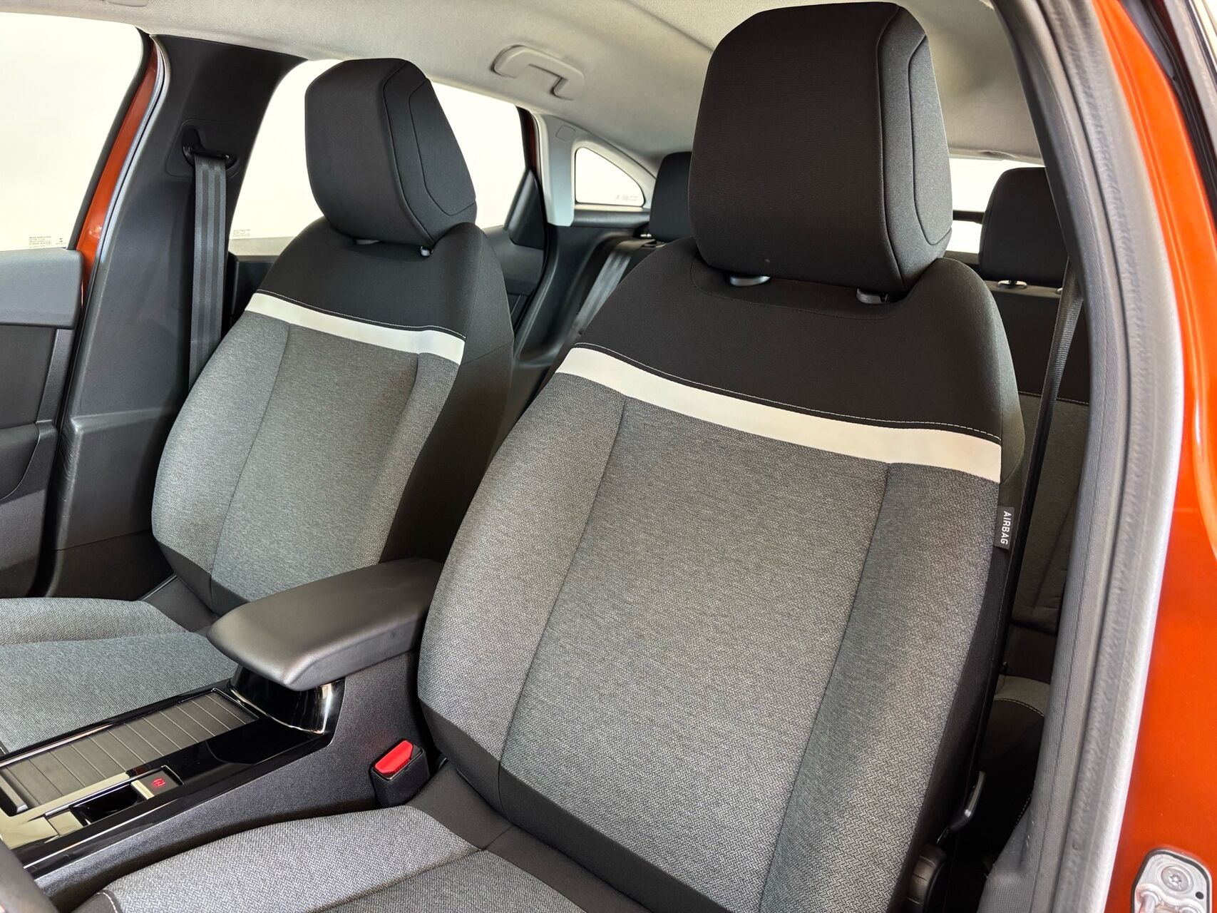 Billede af Citroën C4 1,2 PureTech Carré 100HK 5d