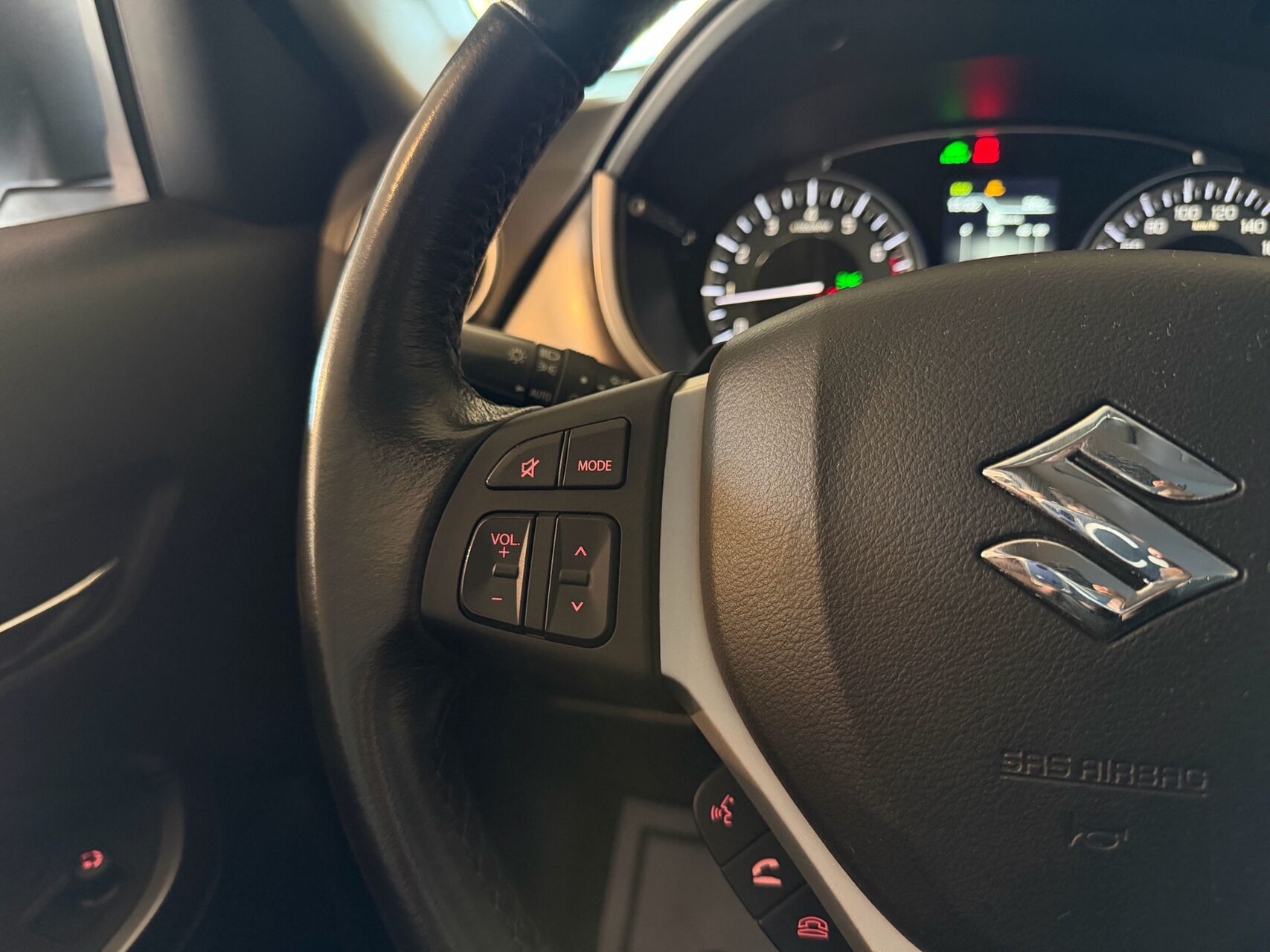Billede af Suzuki Vitara 1,5 Hybrid Active AGS 102HK 5d 6g Aut.