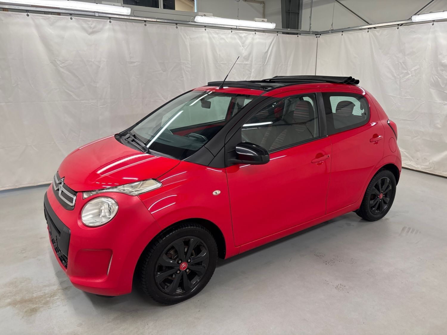 Billede af Citroën C1 1,0 VTi Feel Airscape start/stop 68HK 5d
