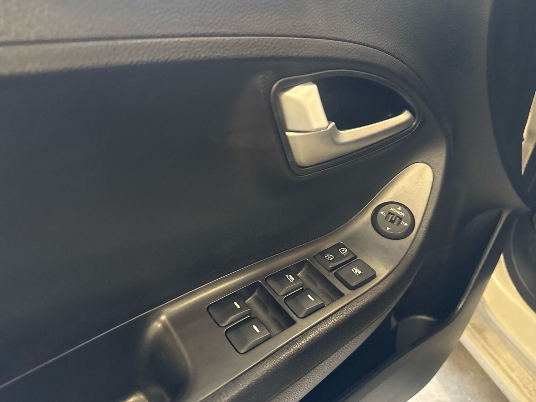 Billede af Kia Picanto 1,0 MPI Style Plus Clim Intro 66HK 5d
