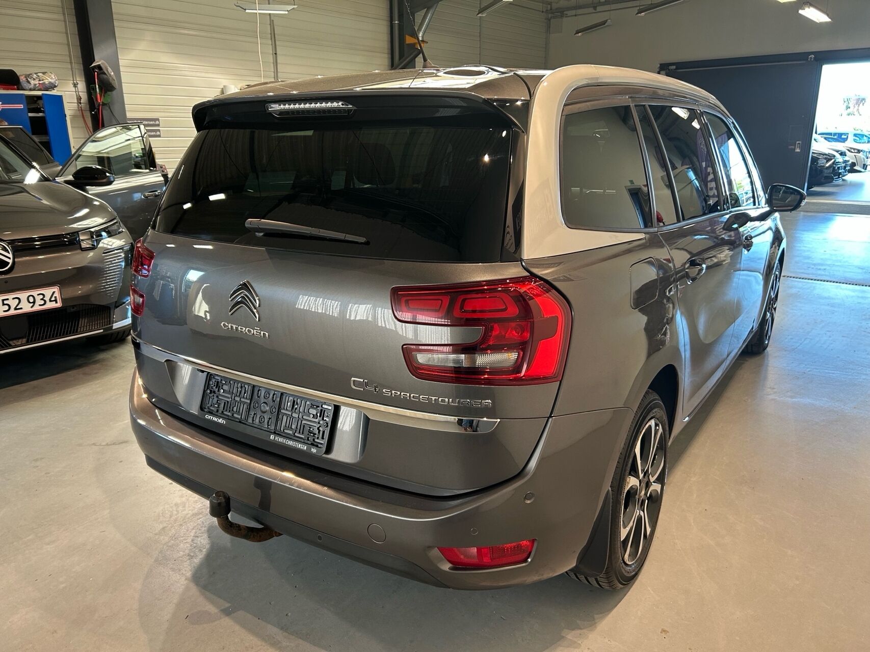 Billede af Citroën Grand C4 SpaceTourer 1,5 Blue HDi VIP EAT8 130HK 8g Aut.