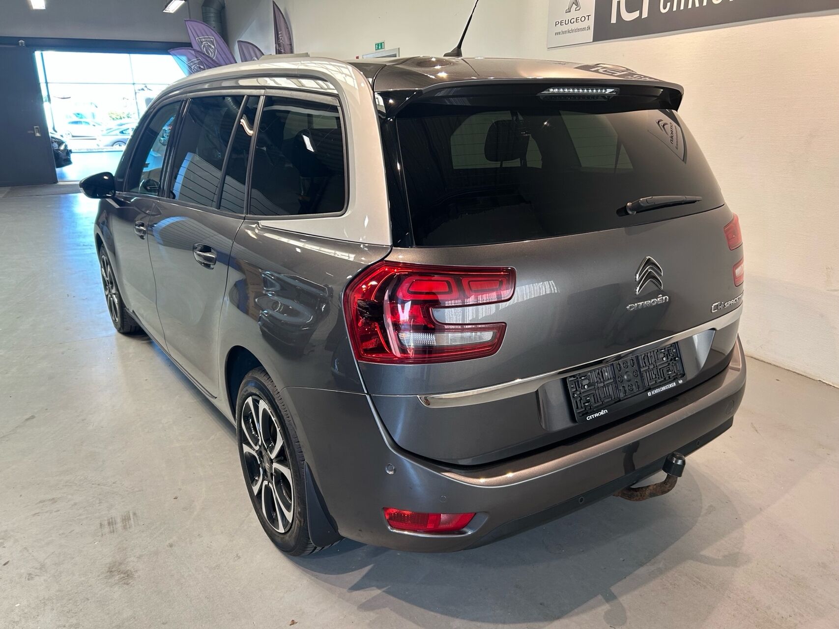 Billede af Citroën Grand C4 SpaceTourer 1,5 Blue HDi VIP EAT8 130HK 8g Aut.