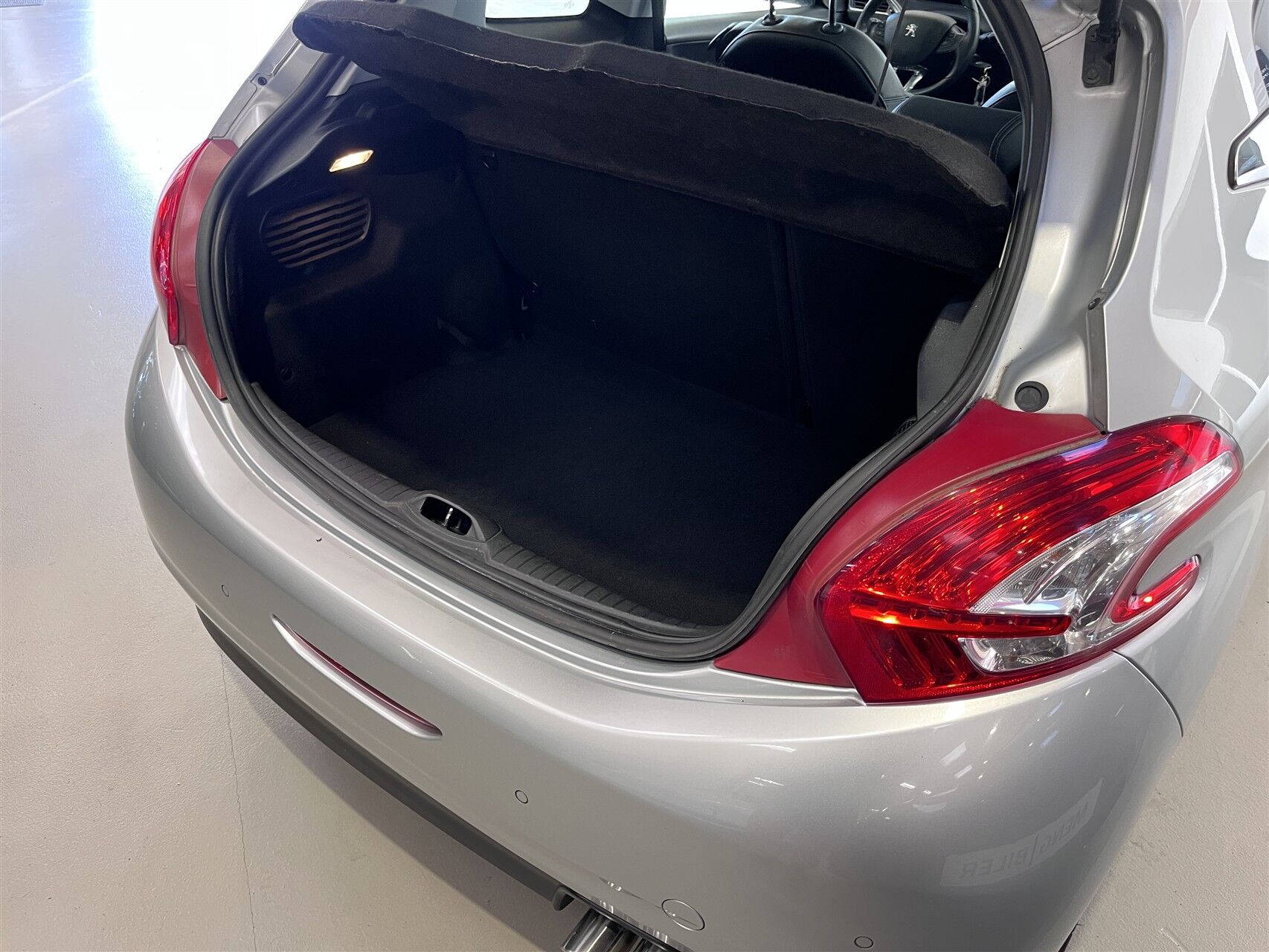 Billede af Peugeot 208 1,6 THP Allure 156HK 3d 6g