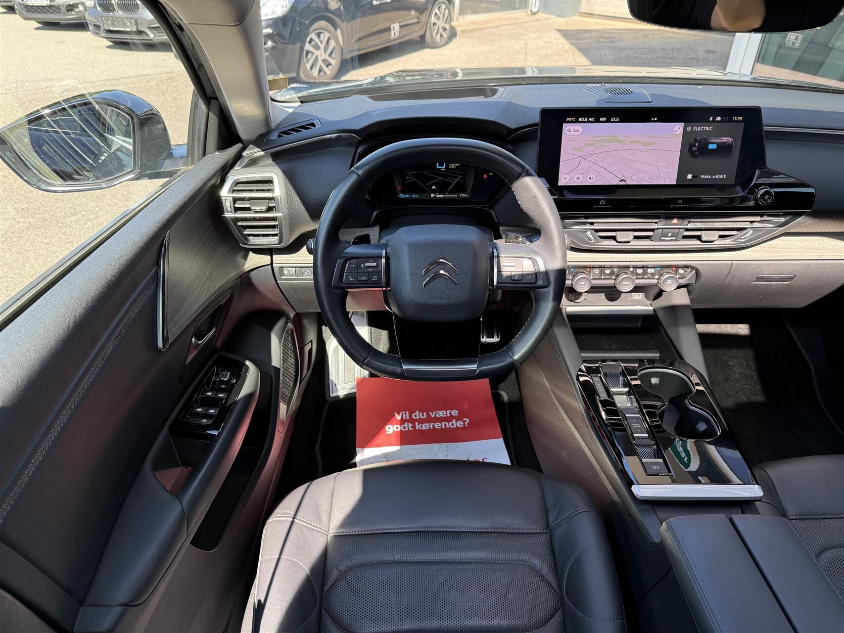 Billede af Citroën C5 X 1,6 Plugin-hybrid Grand Palais 225HK 5d 8g Aut.
