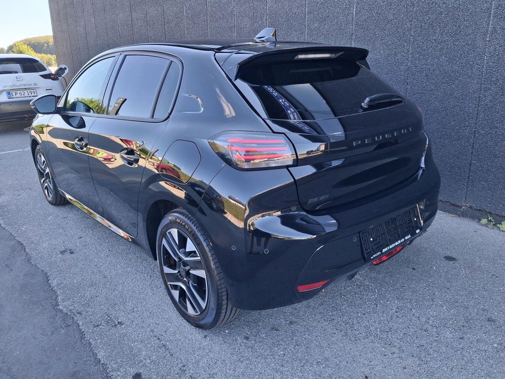 Billede af Peugeot 208 1,2 PureTech Allure+ 100HK 5d 6g