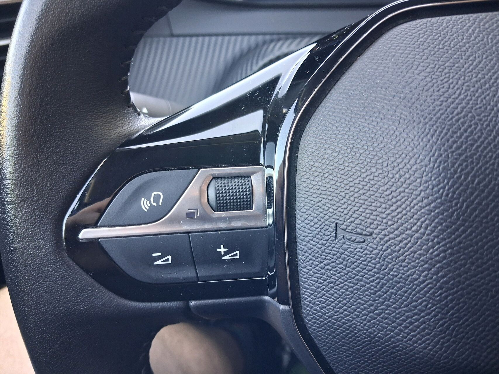 Billede af Peugeot 208 1,2 PureTech Allure+ 100HK 5d 6g