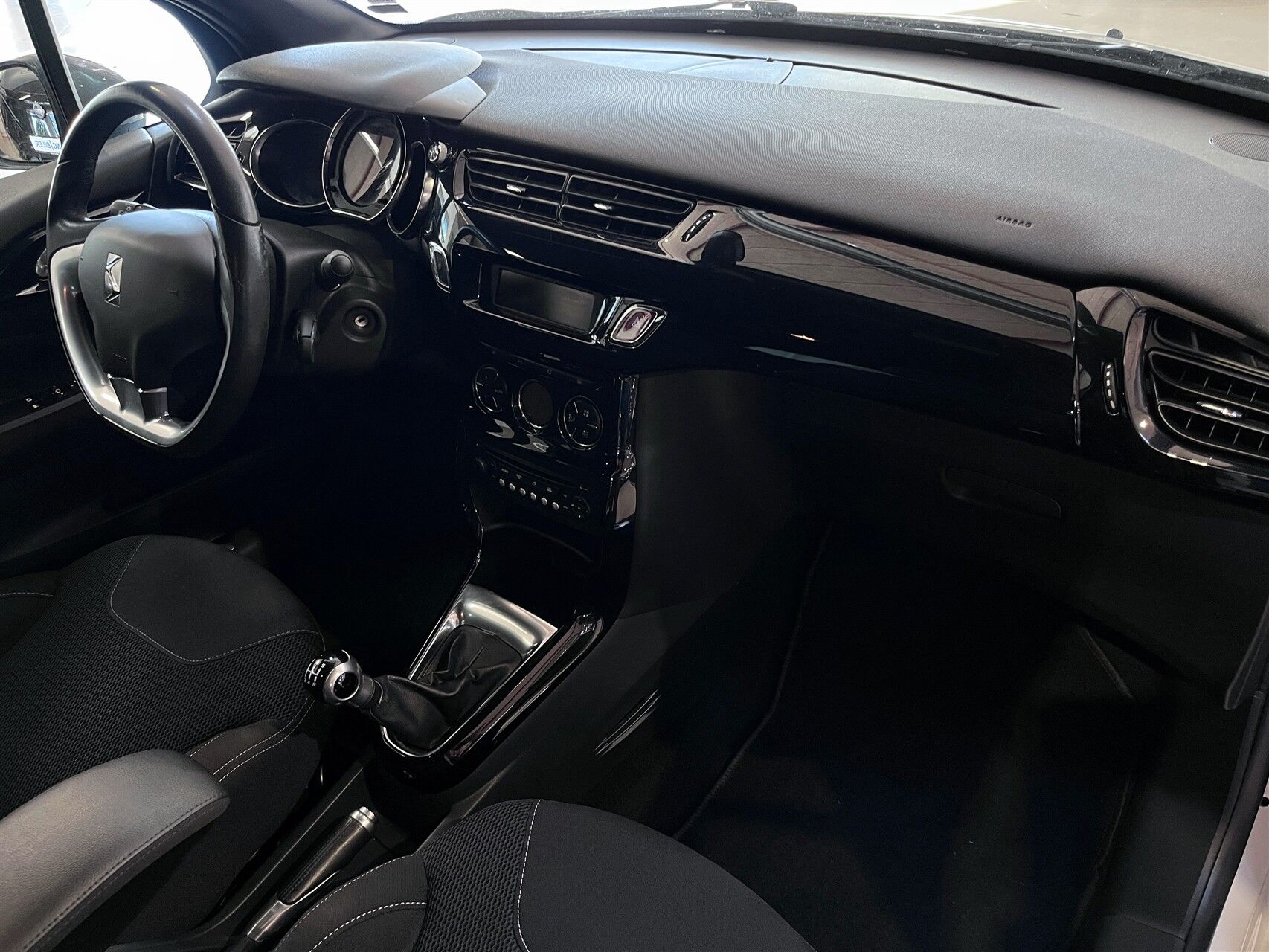 Billede af DS DS3 1,6 Blue HDi Style start/stop 100HK 3d