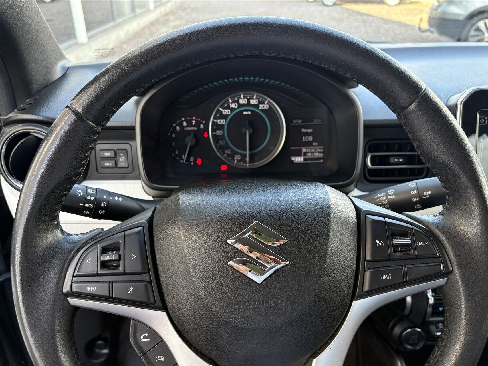 Billede af Suzuki Ignis 1,2 Dualjet Adventure Gold 90HK 5d