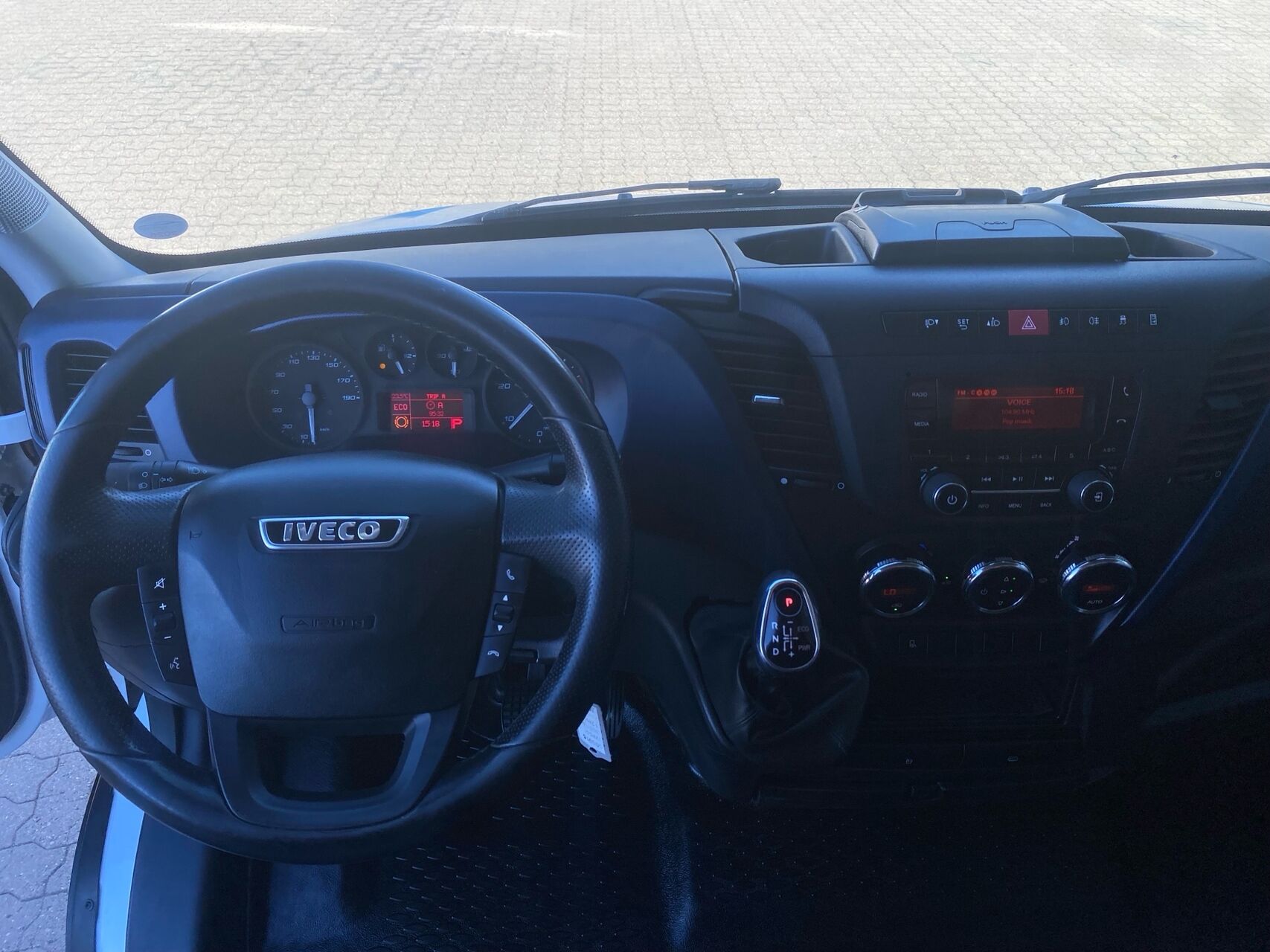 Billede af Iveco Daily 35S16 12m3 2,3 D Hi-Matic 156HK Van 8g Aut.