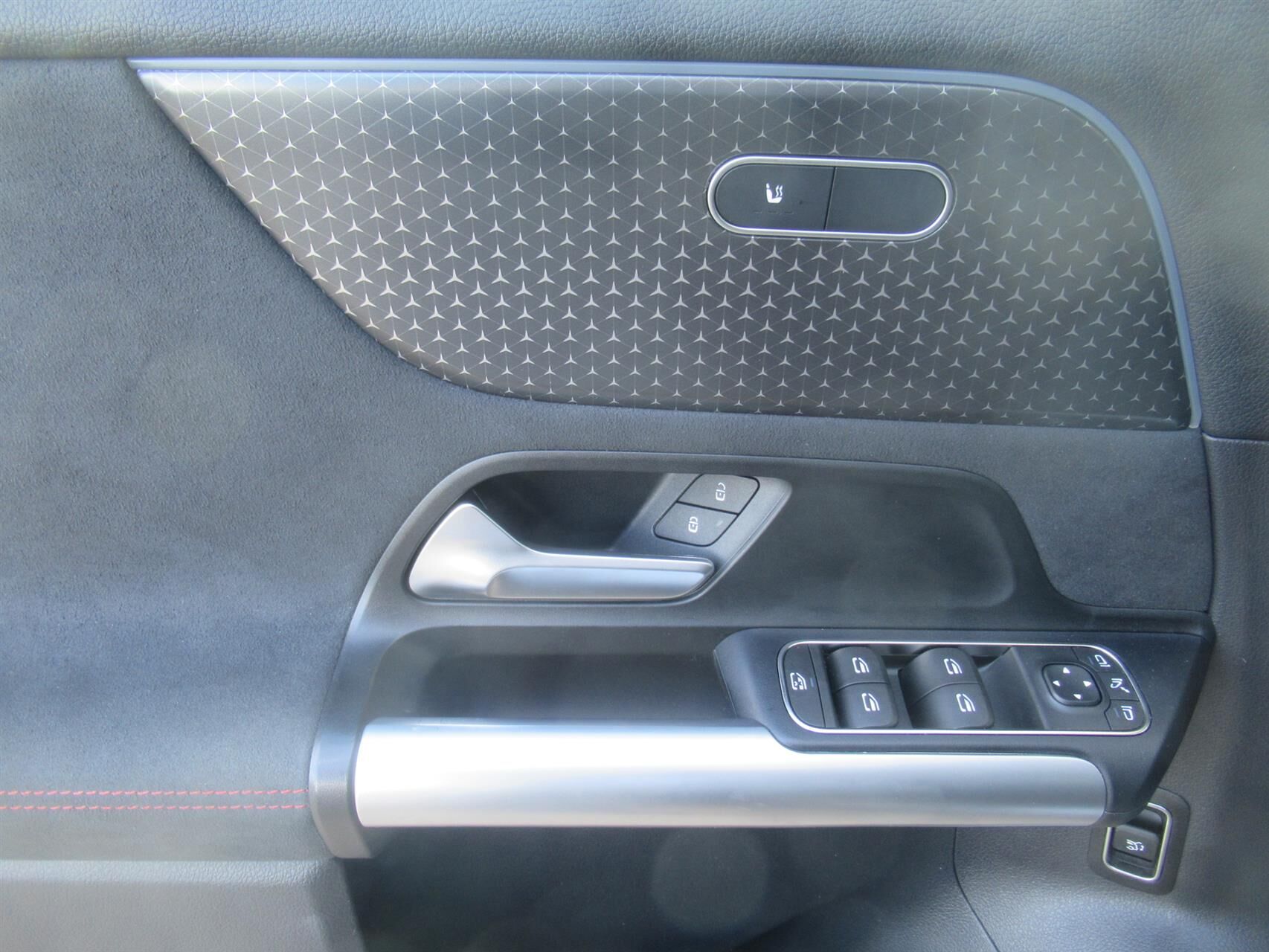 Billede af Mercedes-Benz EQA 250+ EL AMG Advance 190HK 5d Aut.
