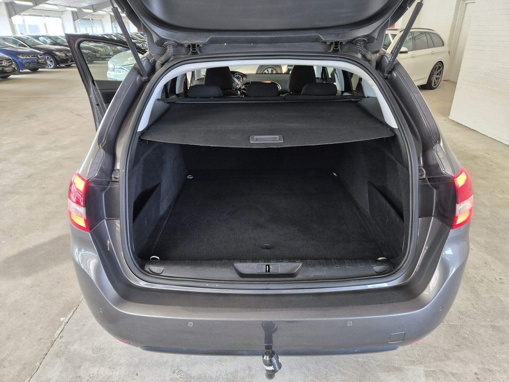Billede af Peugeot 308 SW 1,6 BlueHDi Active 120HK Stc 6g