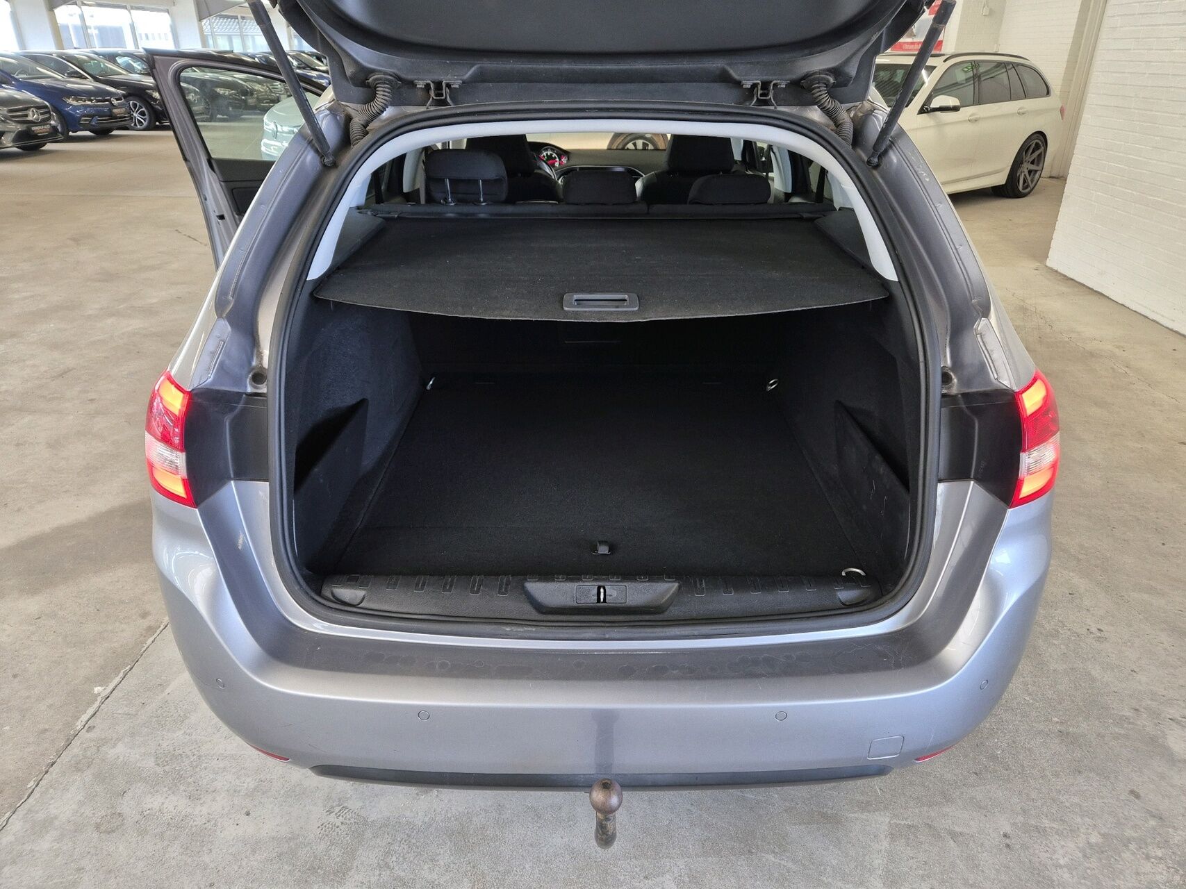 Billede af Peugeot 308 SW 1,6 BlueHDi Allure Sky 120HK Stc 6g