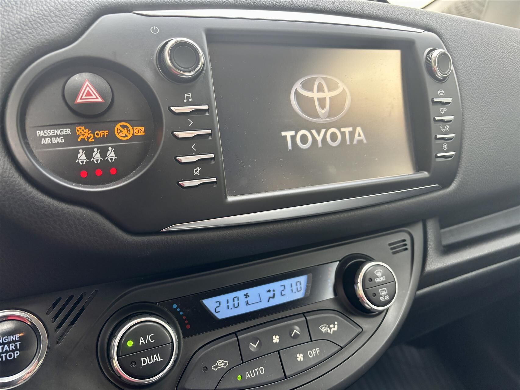 Billede af Toyota Yaris 1,5 VVT-I T3 Smartpakke 111HK 5d 6g
