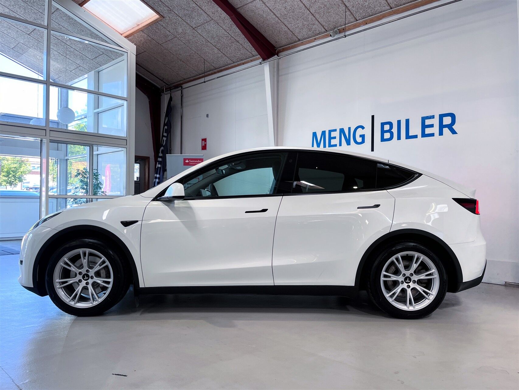 Billede af Tesla Model Y EL RWD 299HK 5d Aut.