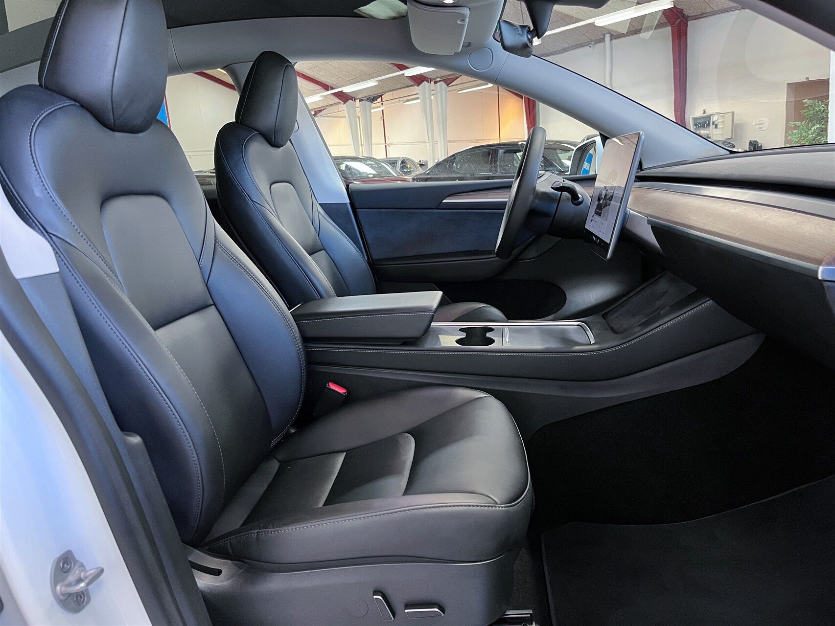 Billede af Tesla Model Y EL RWD 299HK 5d Aut.