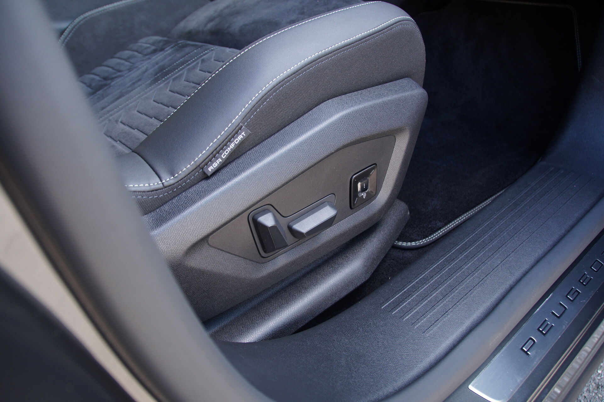 Billede af Peugeot e-5008 EL GT Pack 210HK 5d Aut.