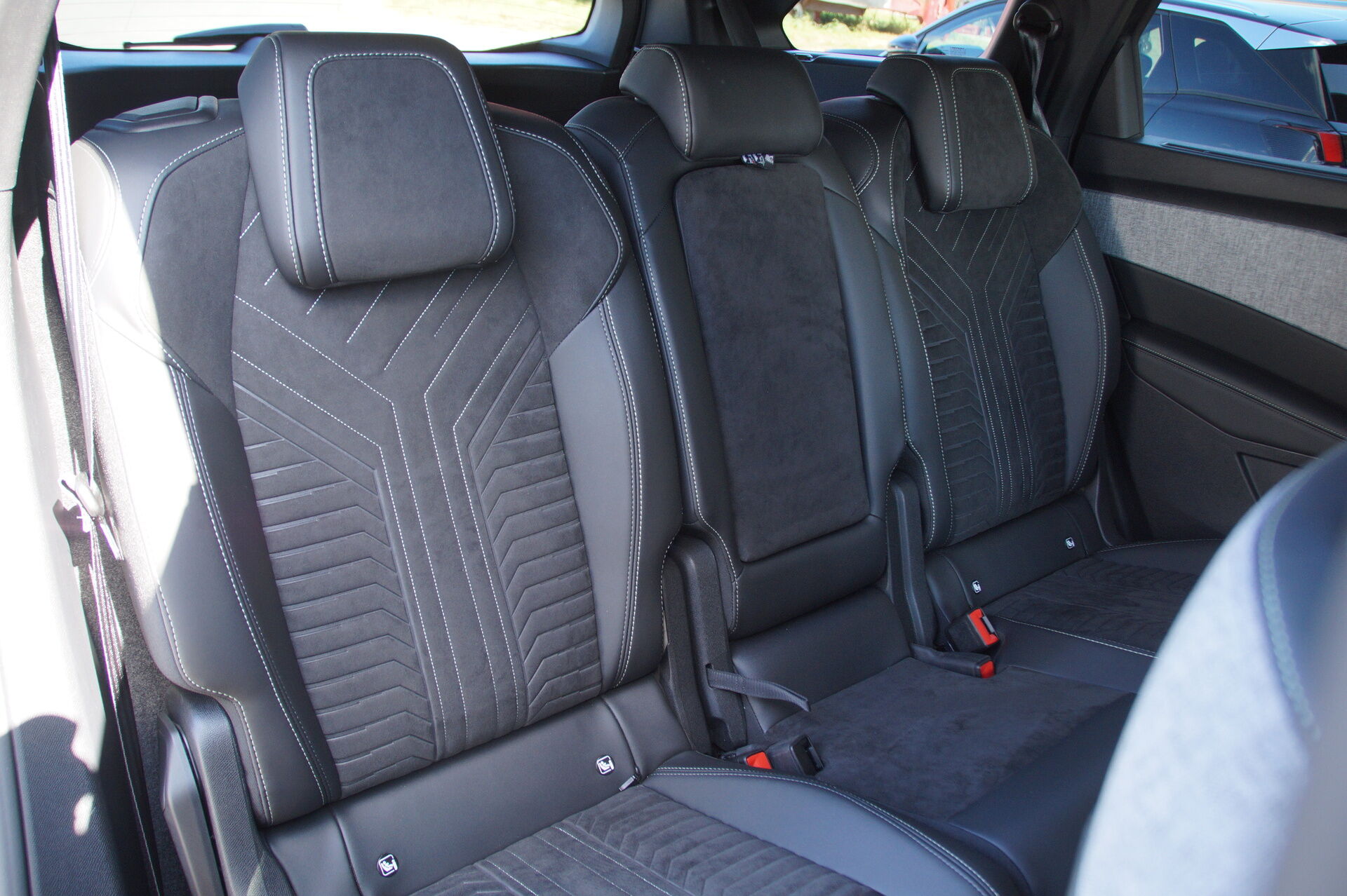 Billede af Peugeot e-5008 EL GT Pack 210HK 5d Aut.