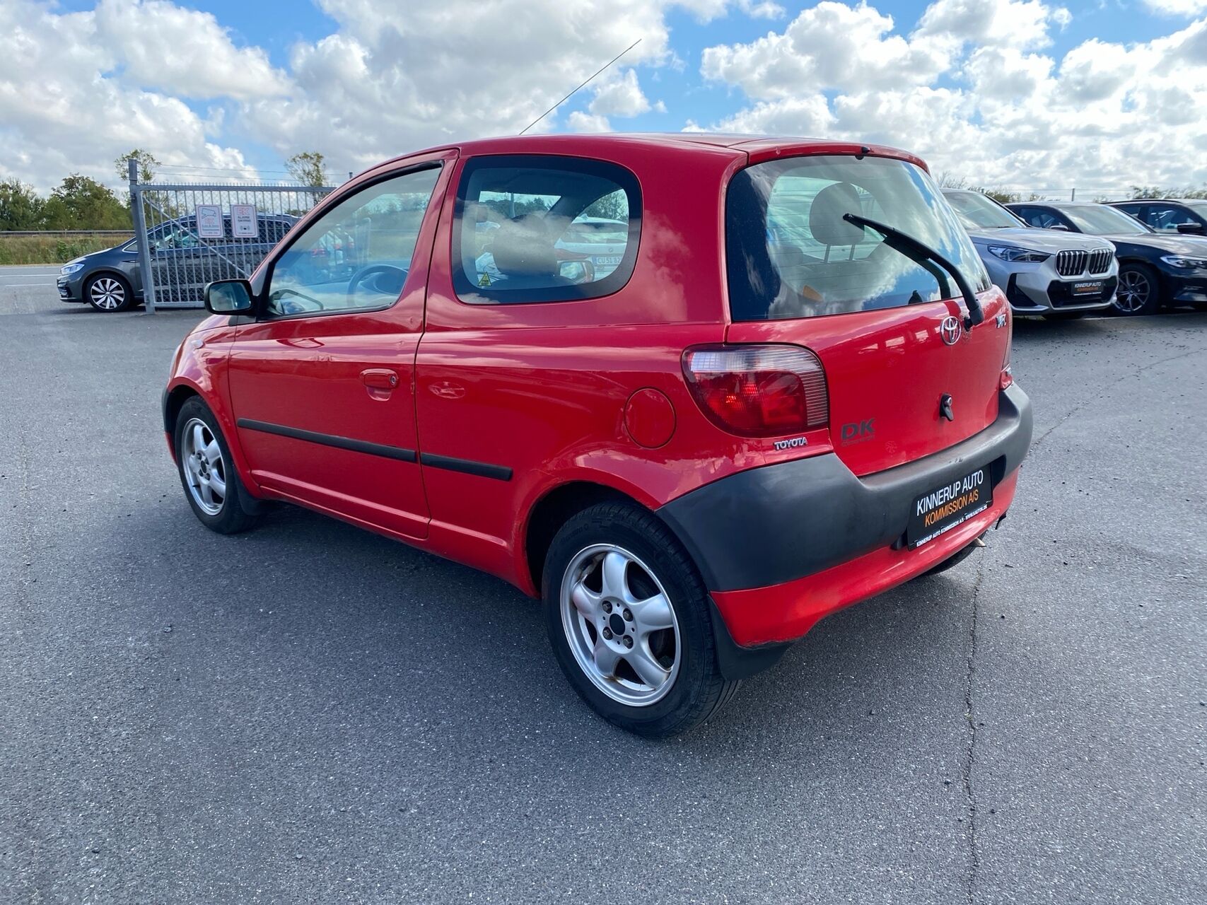 Billede af Toyota Yaris 1,0 Linea Terra 68HK 3d