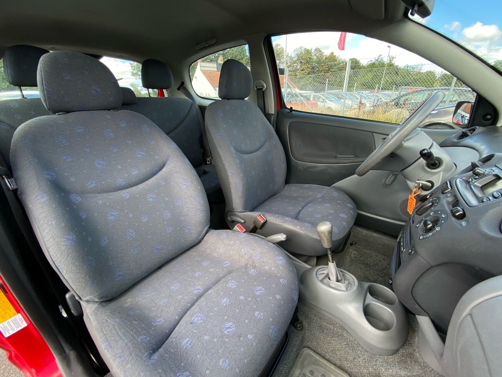 Billede af Toyota Yaris 1,0 Linea Terra 68HK 3d