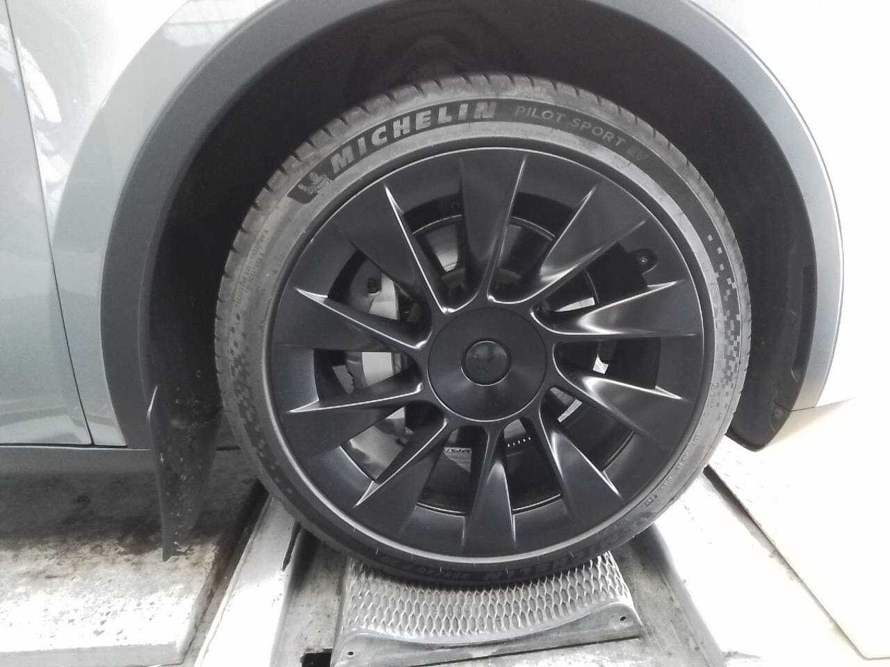 Billede af Tesla Model Y EL Long Range AWD 514HK 5d Aut.