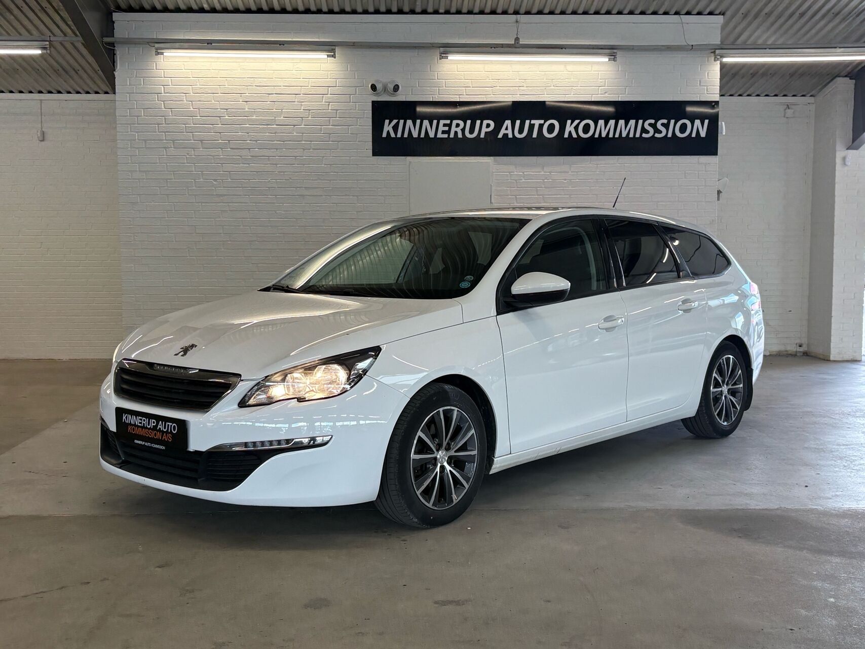 Billede af Peugeot 308 SW 1,6 BlueHDi Active 120HK Stc 6g