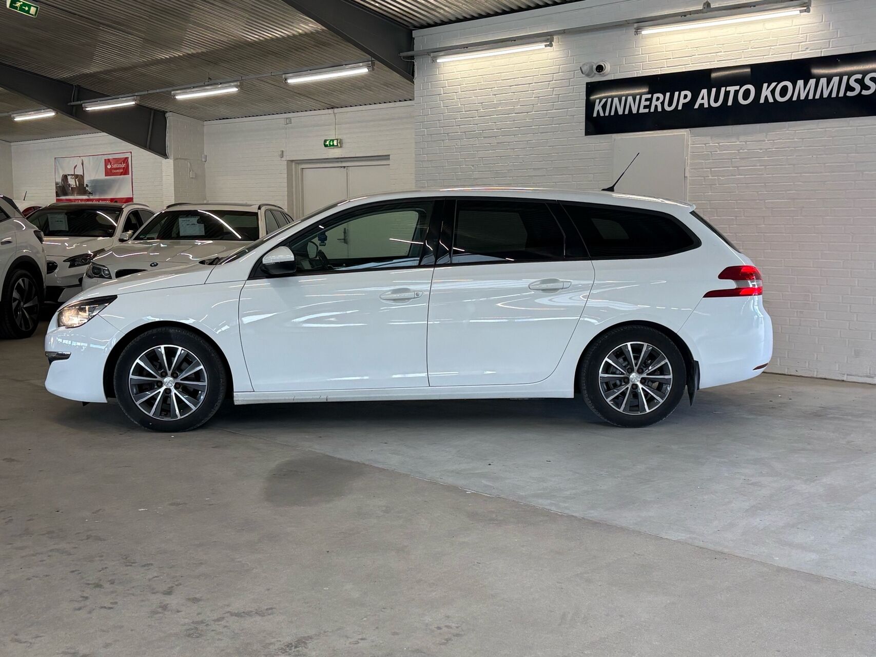 Billede af Peugeot 308 SW 1,6 BlueHDi Active 120HK Stc 6g