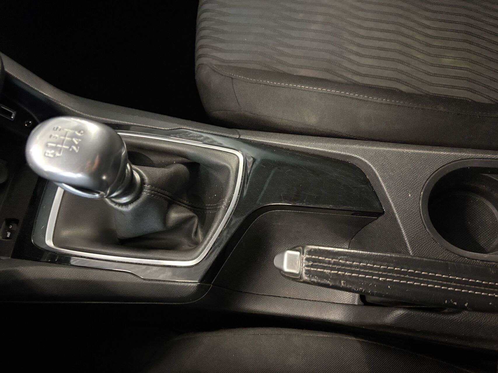 Billede af Peugeot 308 SW 1,6 BlueHDi Active 120HK Stc 6g