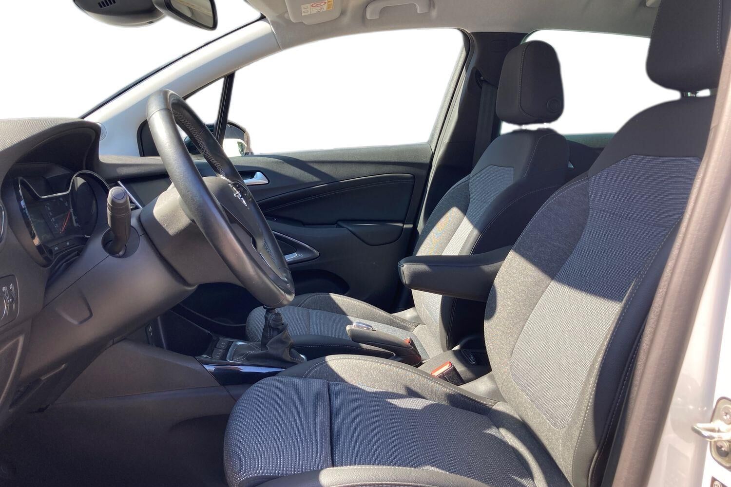 Billede af Opel Crossland 1,2 PureTech Elegance 110HK 5d 6g