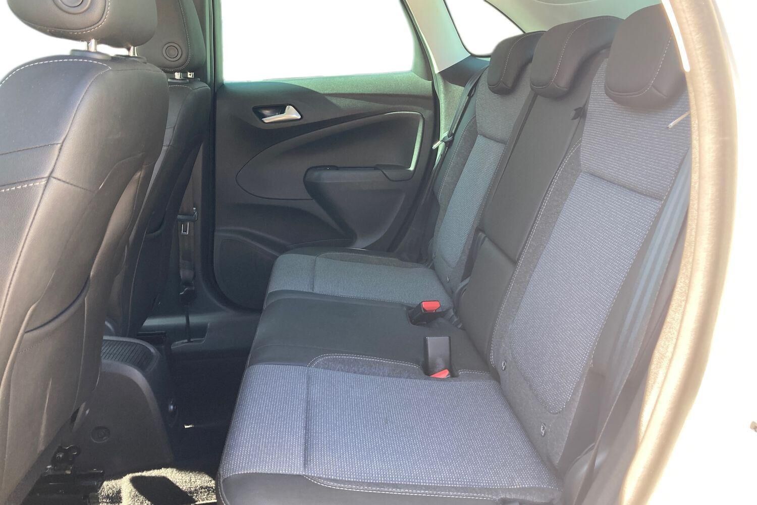Billede af Opel Crossland 1,2 PureTech Elegance 110HK 5d 6g
