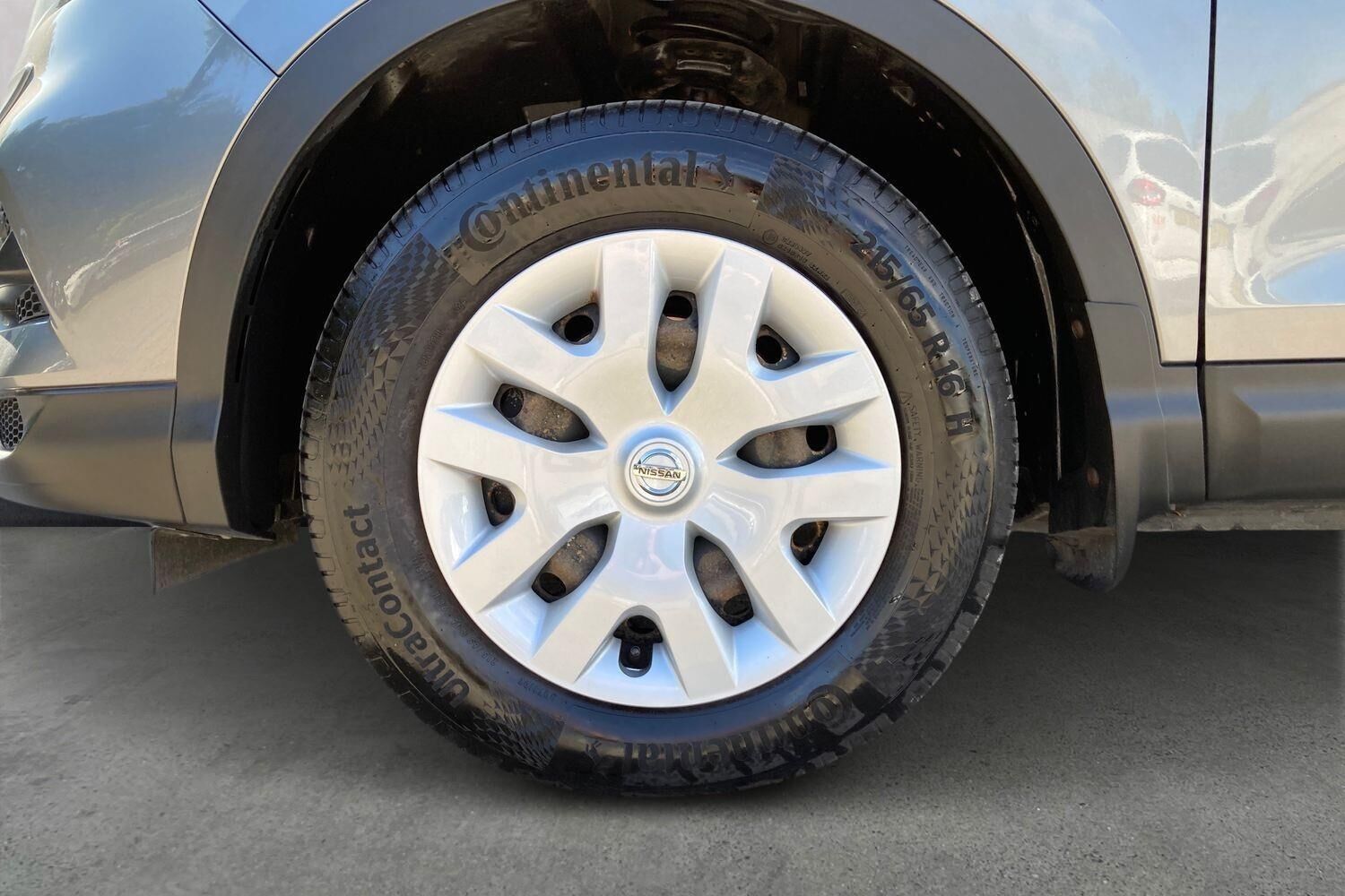 Billede af Nissan Qashqai 1,3 Dig-T Visia 140HK 5d 6g