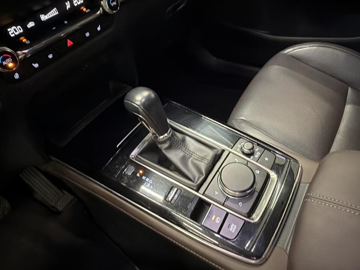 Billede af Mazda CX-30 2,0 Skyactiv-G  Mild hybrid Cosmo 150HK 5d 6g Aut.