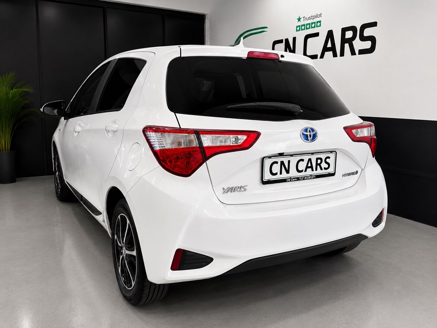 Billede af Toyota Yaris 1,5 Hybrid H2 Limited E-CVT 100HK 5d Trinl. Gear