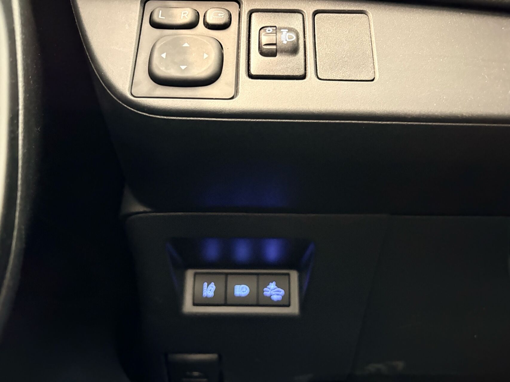 Billede af Toyota Yaris 1,5 Hybrid H2 Limited E-CVT 100HK 5d Trinl. Gear
