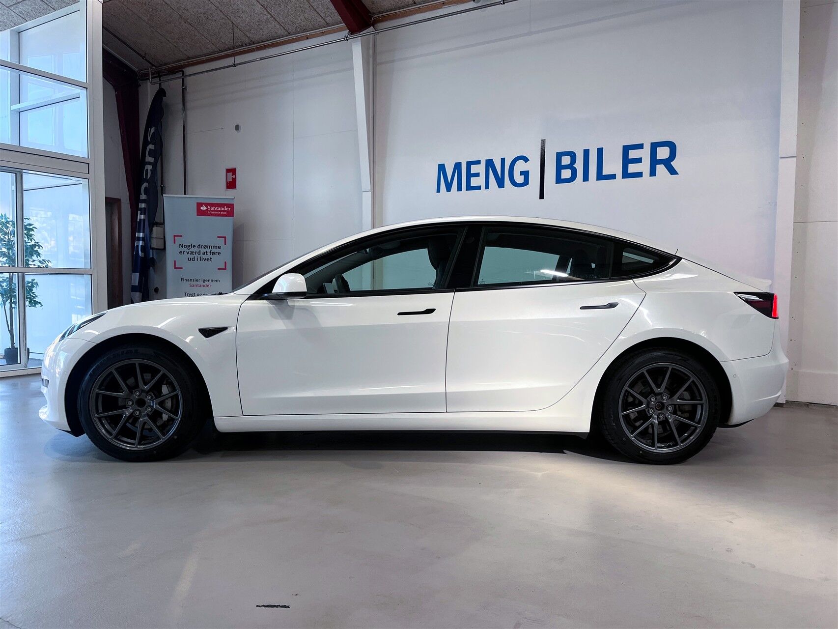 Billede af Tesla Model 3 EL Standard Range Plus 325HK Aut.