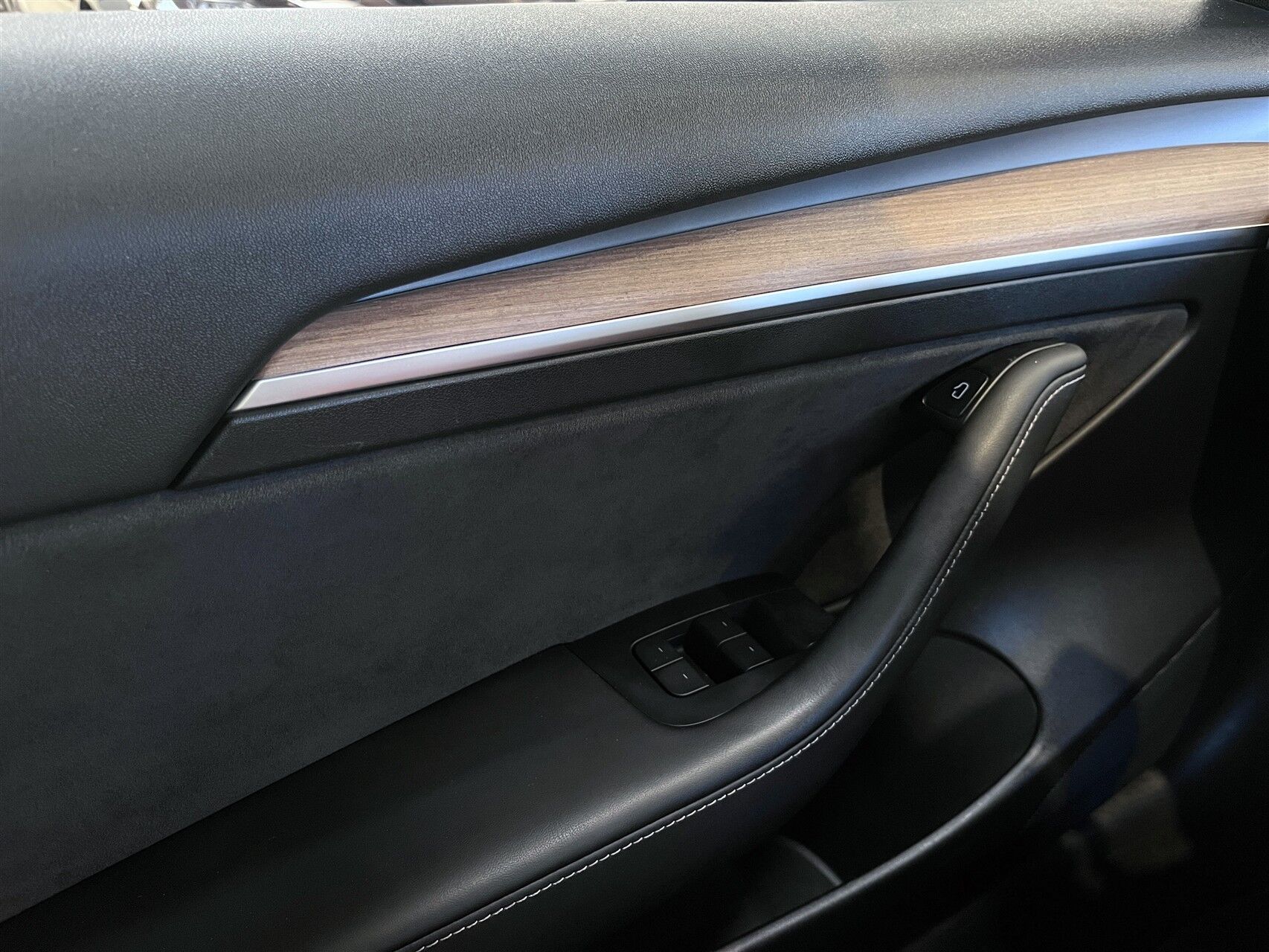 Billede af Tesla Model 3 EL Standard Range Plus 325HK Aut.